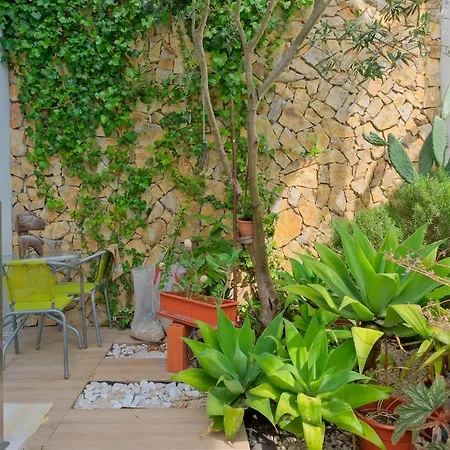 Twin In Shared House In Belem *